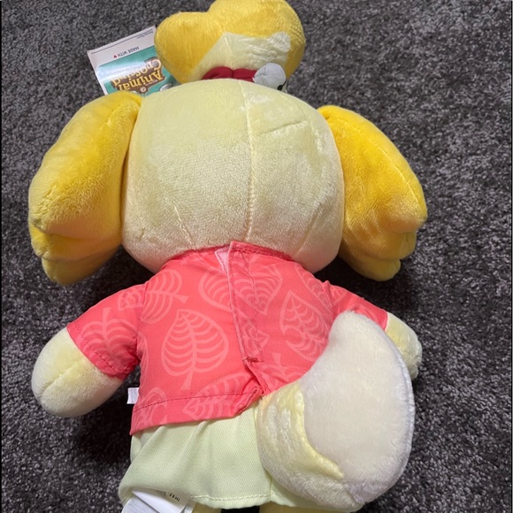 Animal Crossing™: New Horizons Isabelle - Summer - Picture 3 of 3